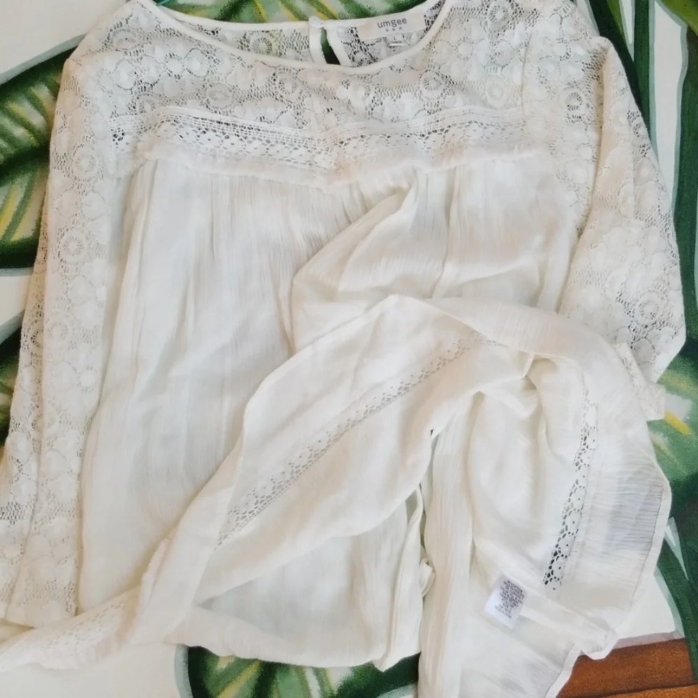 Ungee USA Longsleeve gauze & lace white top blouse - Picture 7 of 8